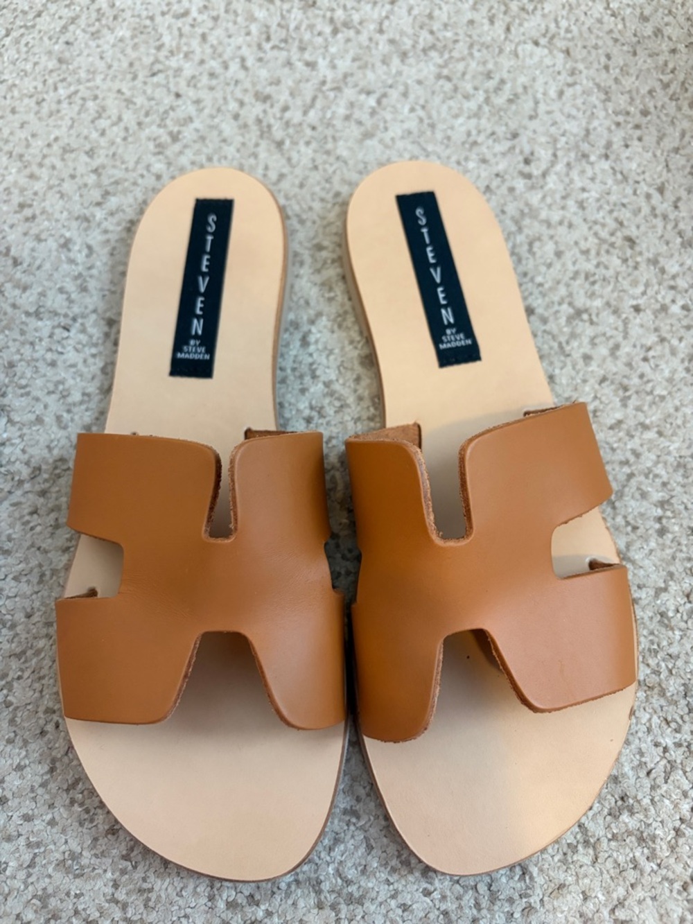 NBW Steve Madden “Greece” Cognac Sandal, 8